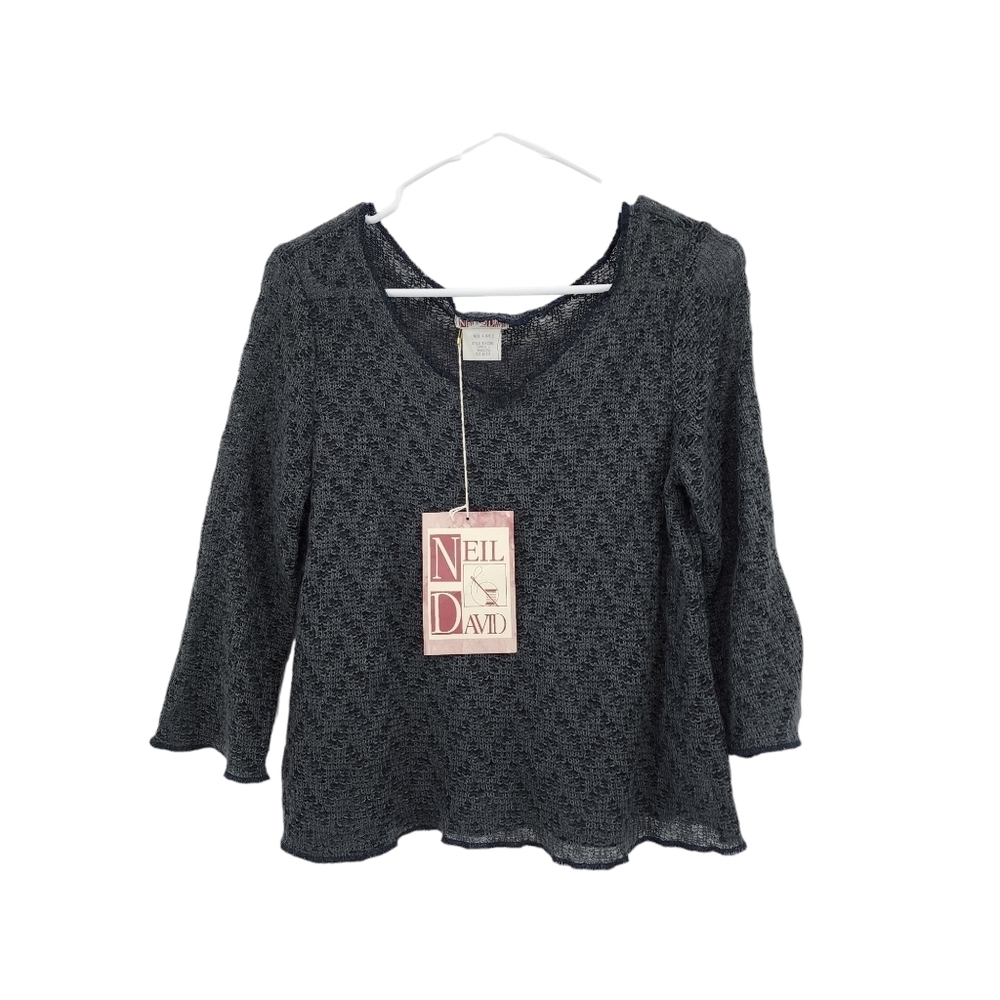 Neil & David Women's Vintage V-neckline Knit Top - S